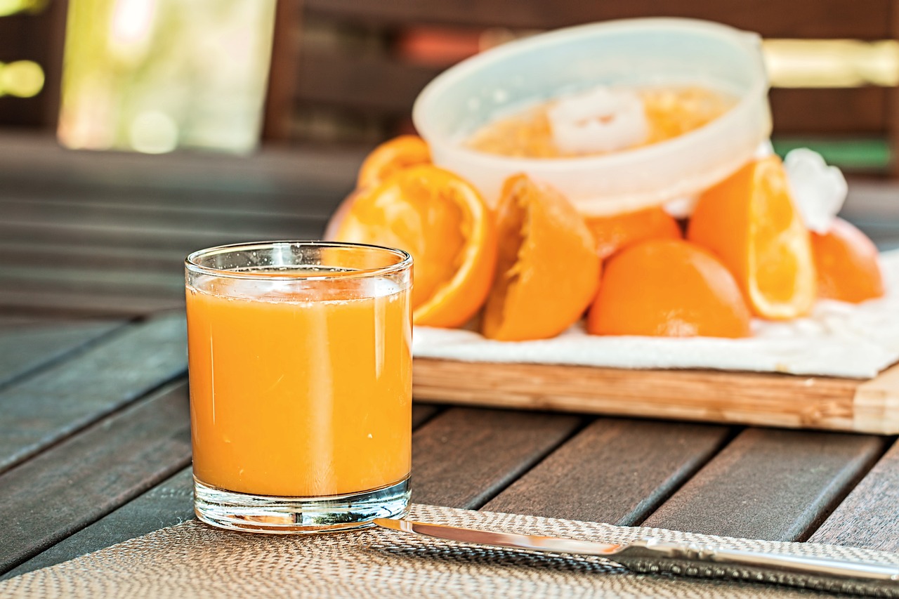 Liposomales Vitamin C: Die bessere Wahl für deine Gesundheit fresh-orange-juice